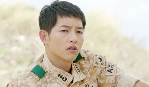 Những kiểu tóc nam đẹp của song joong ki trong hậu duệ mặt trời lịch lãm