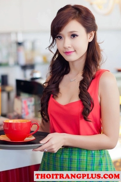 Những kiểu tóc uốn xoăn quyến rũ lôi cuốn hot girl việt độc đáo