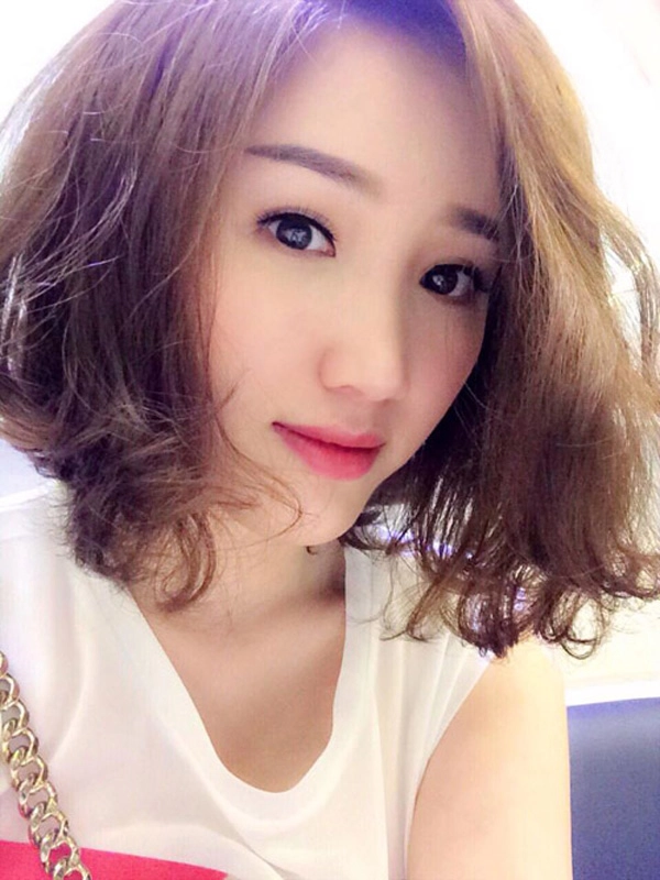 Những kiểu tóc xoăn ngắn đẹp nhất cho bạn gái trẻ trung