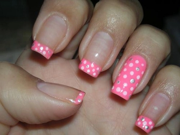 Những mẫu nail móng tay chấm bi đẹp dễ thương