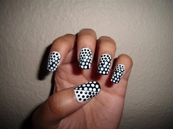 Những mẫu nail móng tay chấm bi đẹp dễ thương