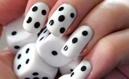 Những mẫu nail móng tay chấm bi đẹp dễ thương