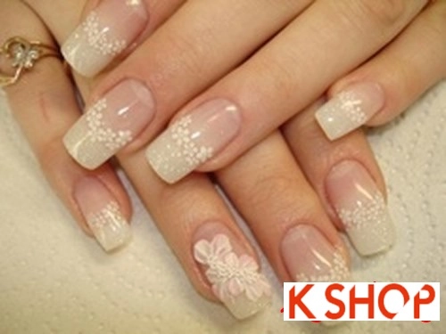 Những mẫu nail móng tay cho cô dâu lộng lẫy trong ngày cưới tự tin