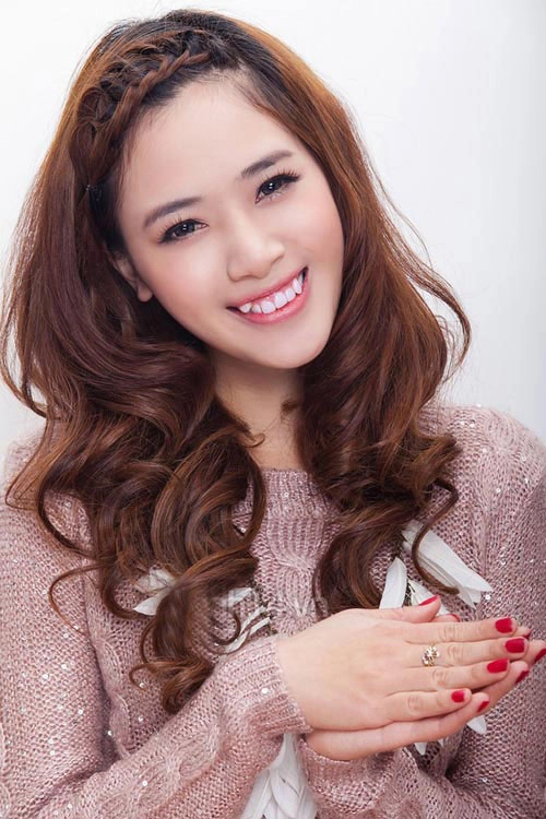 Tóc tết mái thả xõa hàn quốc cho nàng mặt tròn nhỏ xinh xắn