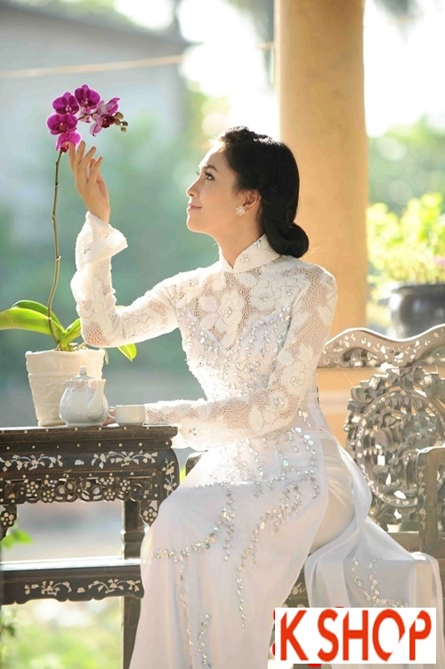 4 kiểu tóc dài kết hợp áo dài truyền thống việt nam