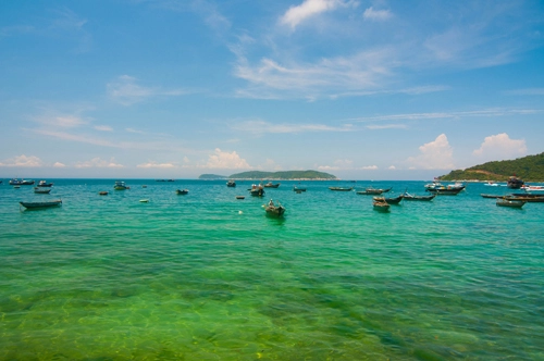 Hơn 200 tour du lịch hè giá tốt