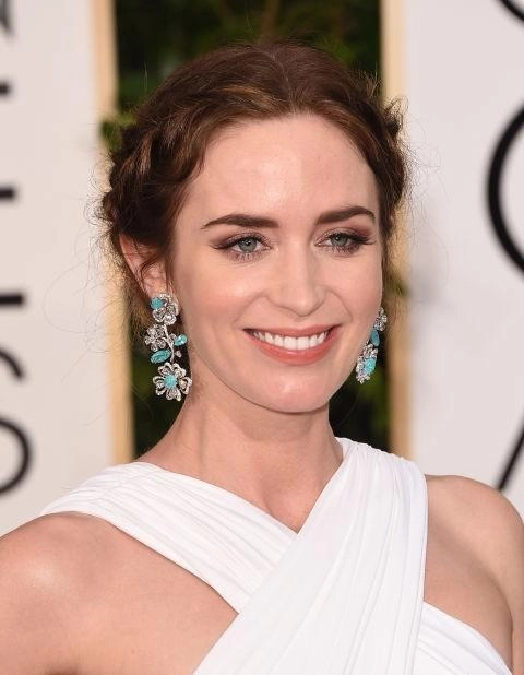 Kiểu tóc cô dâu đẹp quyến rũ cuốn hút từ sao hollywood cá tính