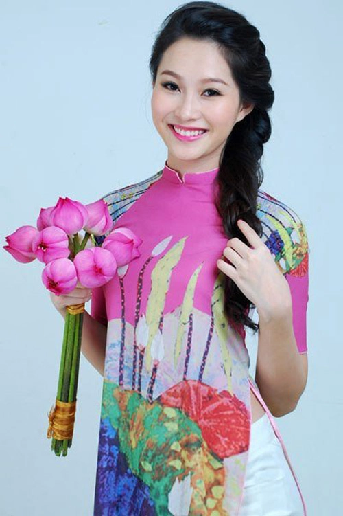 Những kiểu tóc tết đẹp mặc áo dài duyên dáng nhất