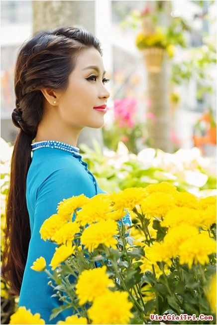 Những kiểu tóc tết đẹp mặc áo dài duyên dáng nhất