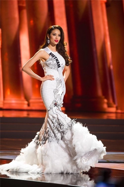 Sau phạm hương chiếc vé miss universe 2016 sẽ thuộc về ai