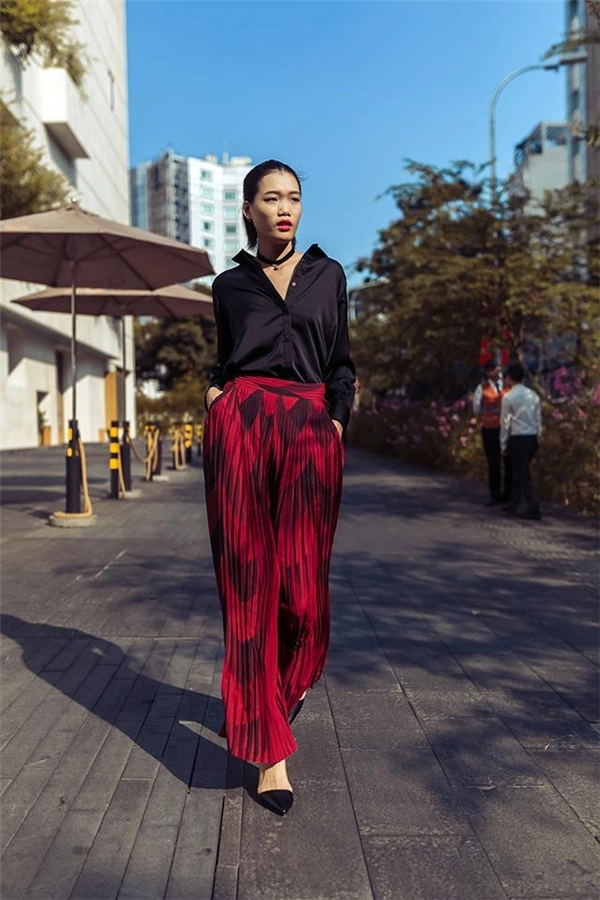 Street style chất miễn chê của giới trẻ sài thành mùa lễ hội cá tính