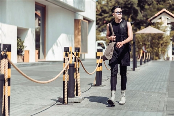 Street style chất miễn chê của giới trẻ sài thành mùa lễ hội cá tính