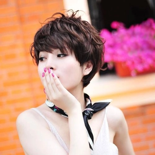 Tóc tém ngắn đẹp kiểu hàn quốc cho nàng khuôn mặt tròn