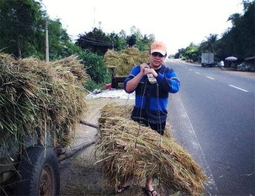 Xa vợ con công vinh trổ tài nấu nướng phục vụ đồng đội