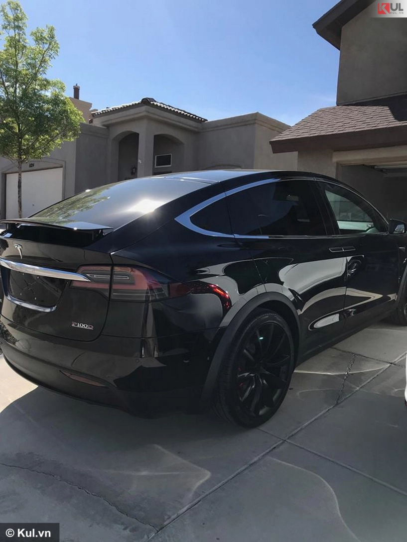 Ngắm chiếc tesla model x p100d sắp cập bến việt nam