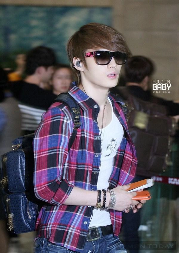 Phong cách thời trang sân bay đa phong cách của jae joong jyj