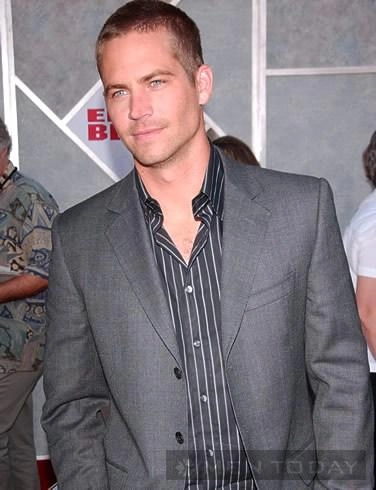 Bst thời trang đơn giản và nam tính từ paul walker