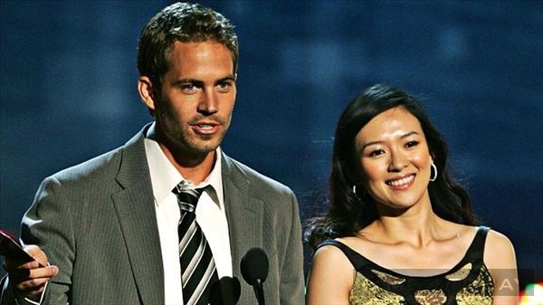 Bst thời trang đơn giản và nam tính từ paul walker