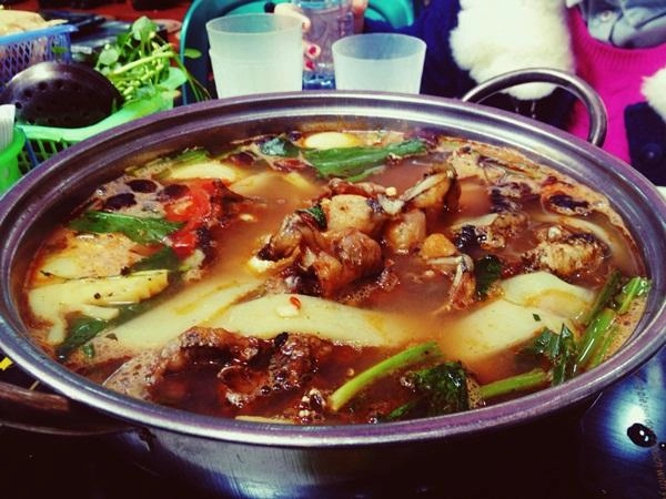 Địa điểm lẩu nướng ai ai cũng biết tiếng ở hà nội