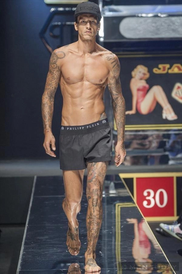 Phong cách nam xuân hè cực chất từ philipp plein
