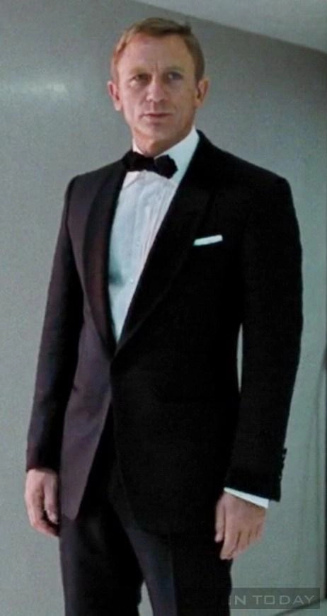 Cùng diện suit và tuxedo lịch lãm sang trọng như james bond mạnh mẽ