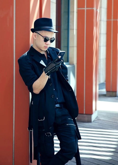 Style thời trang một màu ấn tượng của 3 ntk nổi tiếng