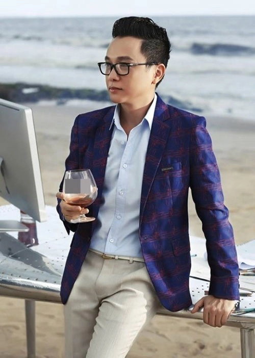 Style thời trang một màu ấn tượng của 3 ntk nổi tiếng