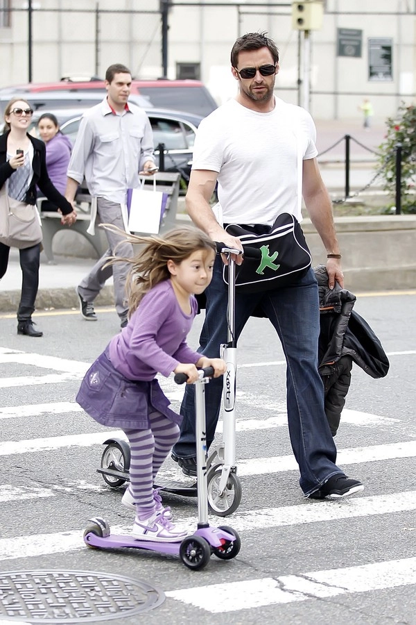 Thời trang hugh jackman sói hoang lịch lãm cho chàng