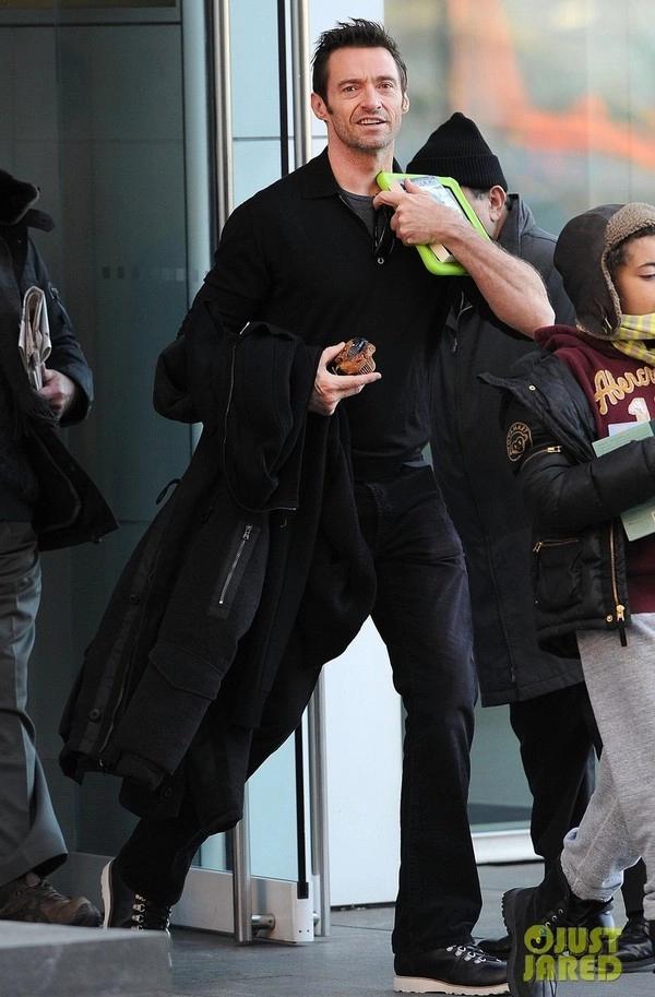 Thời trang hugh jackman sói hoang lịch lãm cho chàng
