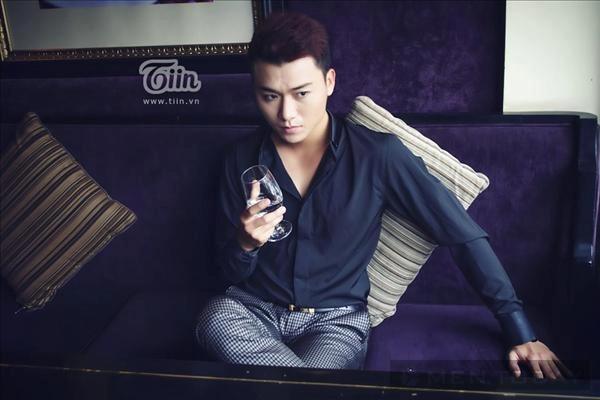 Hướng dẫn mix đồ nam lịch lãm cùng áo sơ mi cá tính