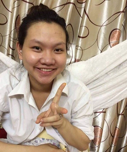 Mẹ đơn thân 9x quyết tâm lột xác khi bị chê xấu