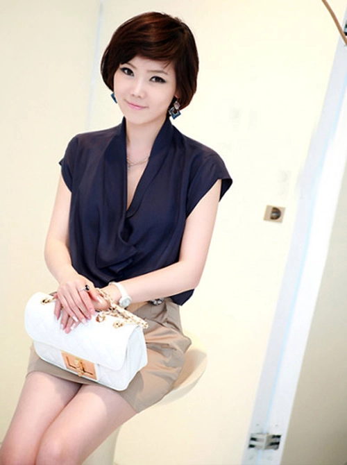 Mẹo chọn đồ cho vai u cổ ngắn vẫn đẹp như lý nhã kỳ