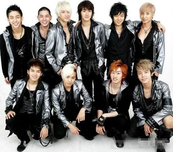 Nhóm super junior cá tính cùng những sắc màu thời trang