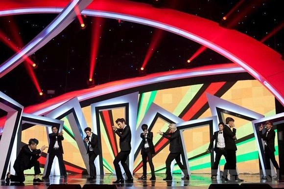 Nhóm super junior cá tính cùng những sắc màu thời trang