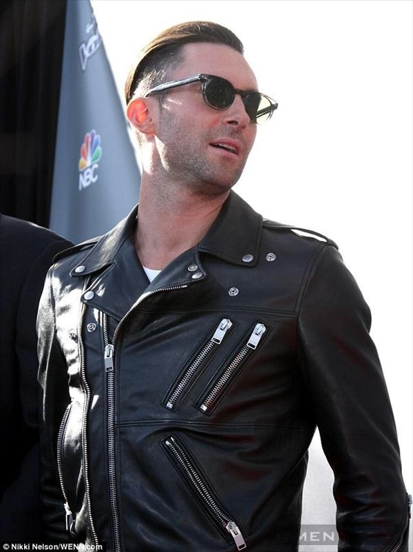 Những kiểu tóc mới cực ấn tượng của adam levine cá tính