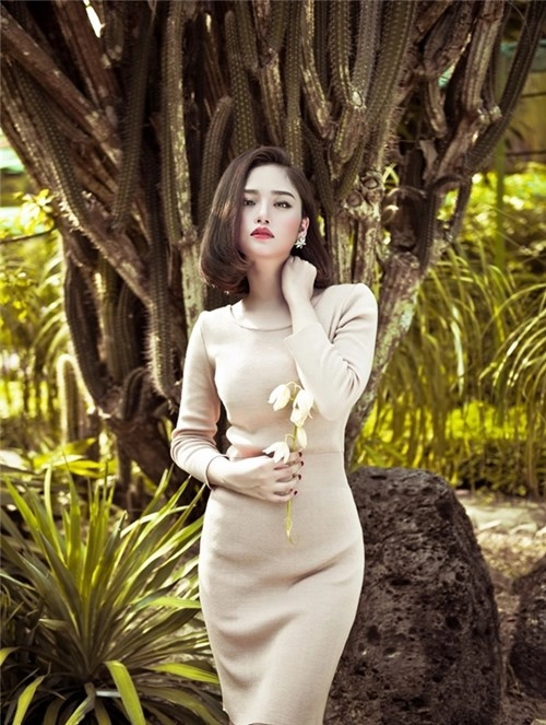 Phong cách lạ của miu lê quyến rũ