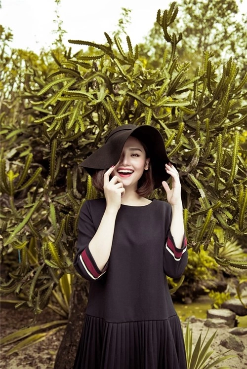 Phong cách lạ của miu lê quyến rũ