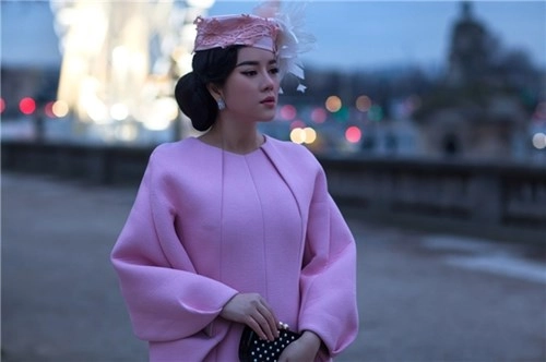 Phong cách thời trang lý nhã kỳ đẹp mơ màng giữa lòng paris