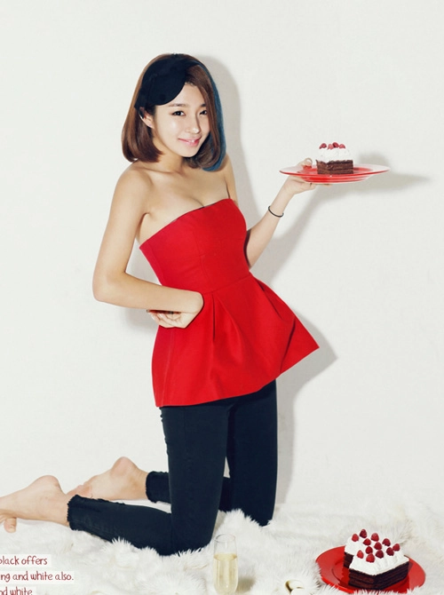 Thời trang peplum không lỗi thời