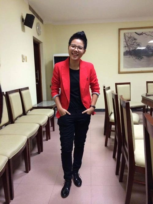 Thời trang phong cách tomboy cực chất của vũ cát tường