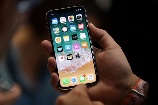 Apple tuyên bố iphone của bạn không nghe lén bạn