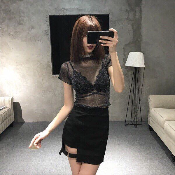 Mẹo thả thính vòng 1 cùng chiếc bralette gợi cảm