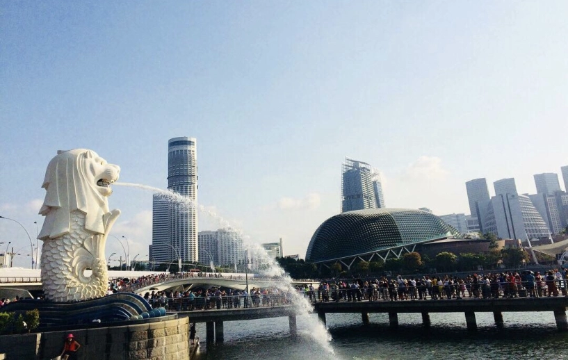 Nếu bạn tới singapore nhất định phải ghé merlion park