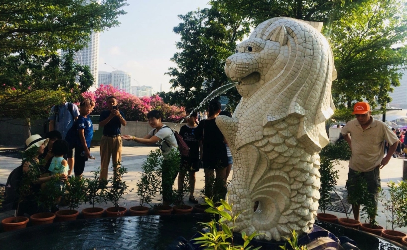 Nếu bạn tới singapore nhất định phải ghé merlion park