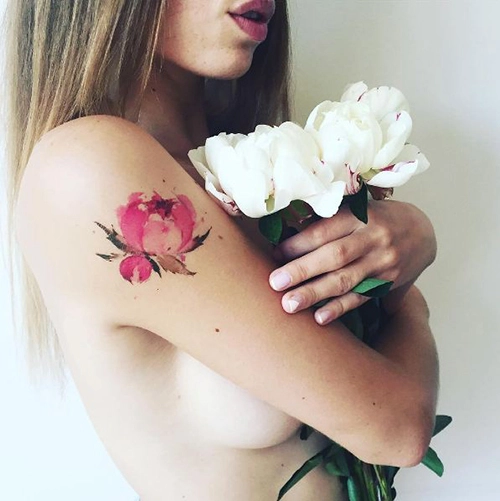Những hình xăm lấy ý tưởng từ hoa đẹp