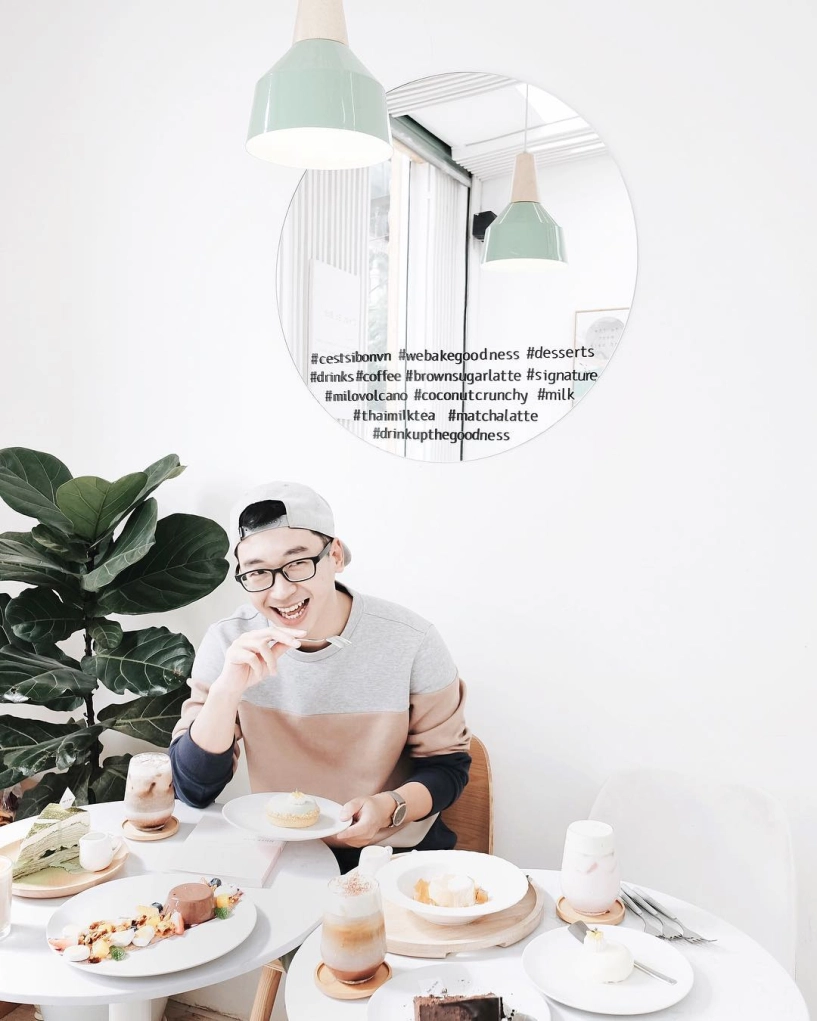 Anh chàng chuyên review đồ ăn với chất giọng hà nội hấp dẫn