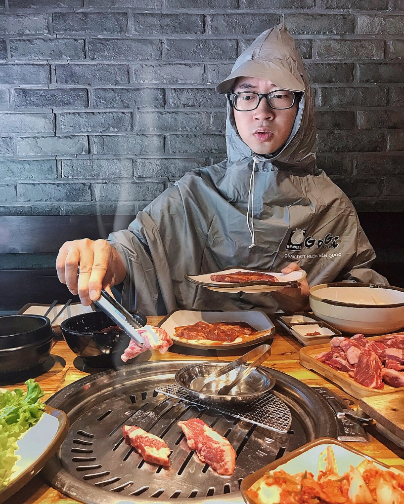 Anh chàng chuyên review đồ ăn với chất giọng hà nội hấp dẫn
