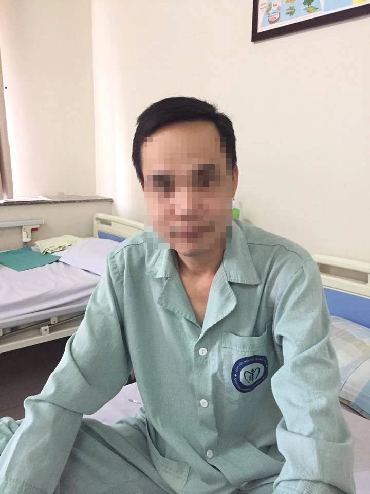 Bênh nhân co nguy cơ thao bo ban chân chi vi vai mun nươc