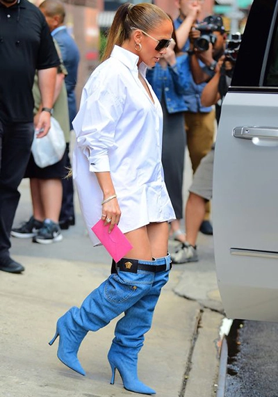 bốt như quần jeans tụt của jennifer lopez khiến mọi người trầm trồ