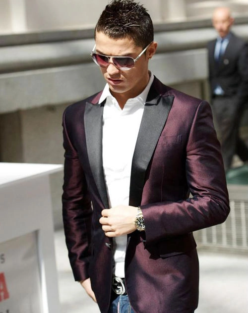 Cầu thủ cr7 đào hoa vì ăn vận lịch lãm khiến nhìu nàng mê mệt